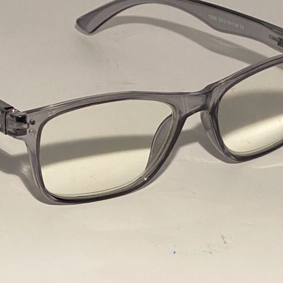 1437 Helen 2.5 Reading Glasses Thin Rectanle Bluelight Filter Grey Frames NWT - Picture 7 of 9